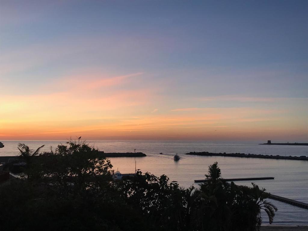 Appartamento Le Onde Terrasini Εξωτερικό φωτογραφία